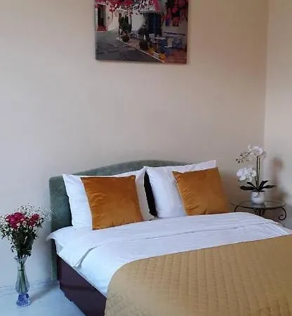 Центрові Апартаменти İvano-Frankivsk Dış mekan fotoğraf