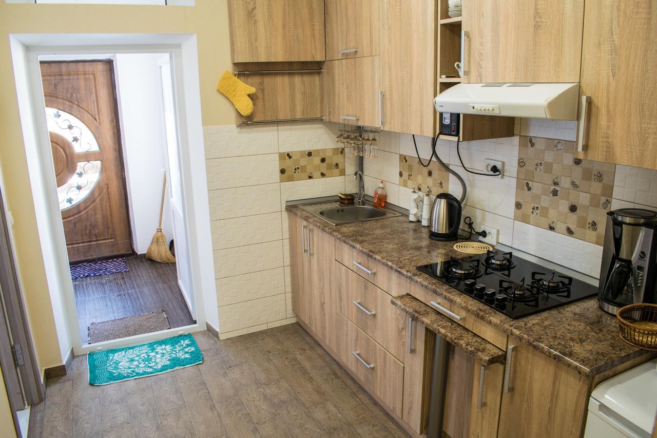 Apartment центрові *